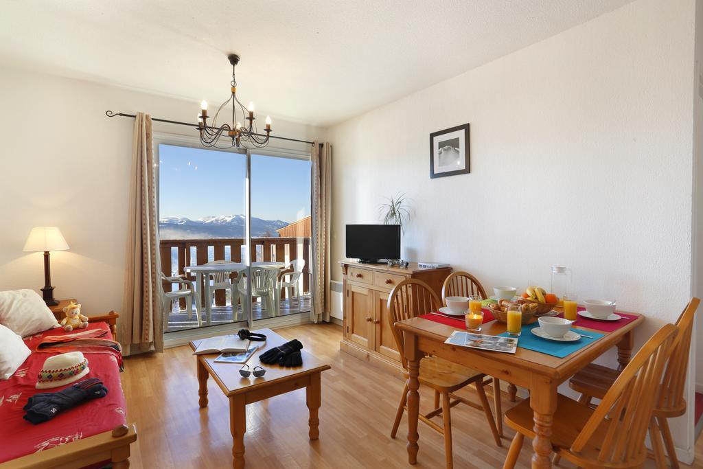 Residence Nemea Les Chalets Du Belvedere Font-Romeu-Odeillo-Via Екстер'єр фото